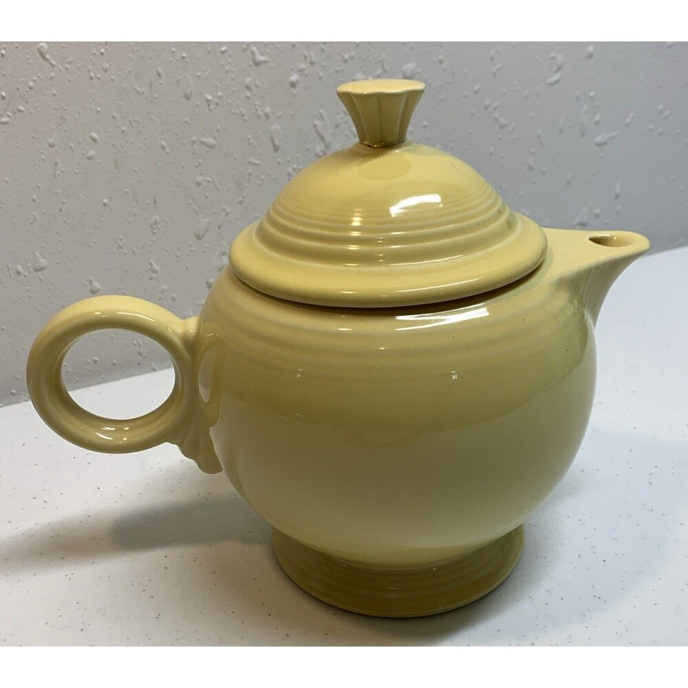 Homer Laughlin FiestaWare Teapot 7.75” Yellow Post-86 Fiesta Tea Pot USA